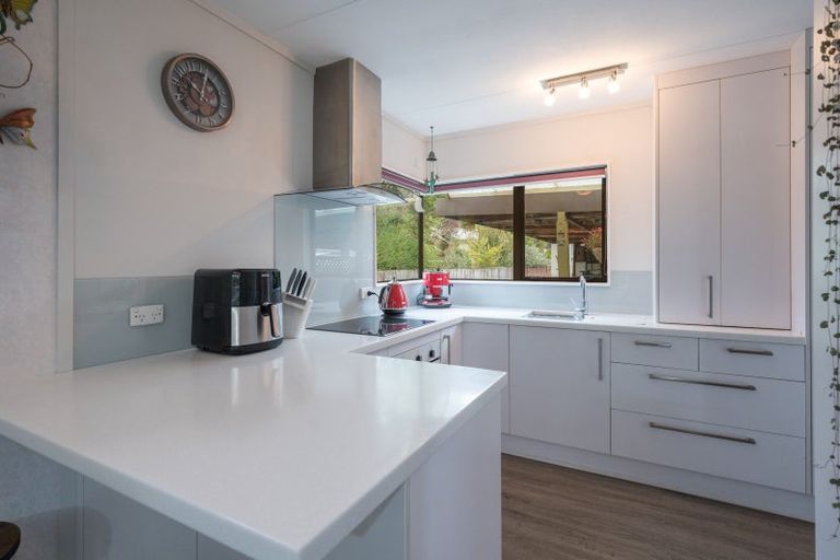 Photo of property in 2/10 Cawthron Crescent, Annesbrook, Nelson, 7011