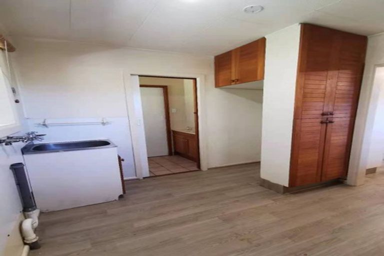 Photo of property in 69 Greers Road, Burnside, Christchurch, 8041