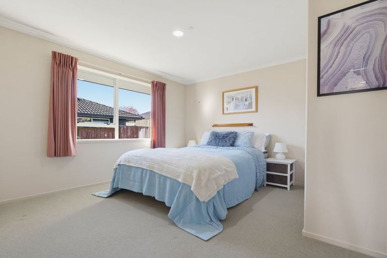 Photo of property in 8 Montrose Place, Pyes Pa, Tauranga, 3112