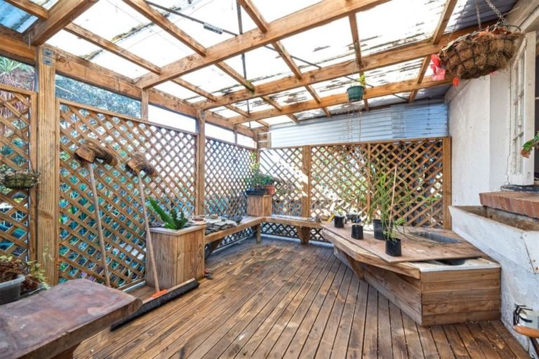 Photo of property in 119 Mcleod Road, Te Atatu South, Auckland, 0610