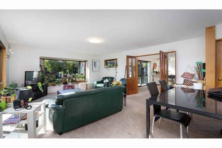 Photo of property in 161 Cashmere Road, Hoon Hay, Christchurch, 8025