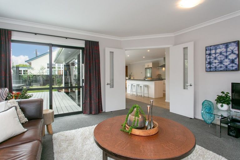 Photo of property in 48b Hamilton Road, Cambridge, 3434