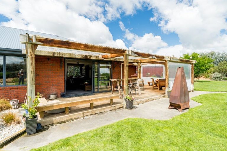 Photo of property in 185 Centre Road, Momona, Outram, 9073