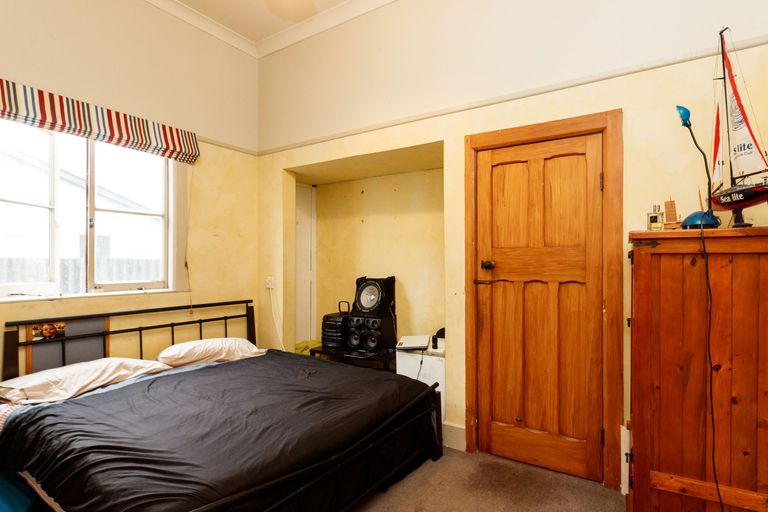 Photo of property in 35 Fitzroy Street, Terrace End, Palmerston North, 4410