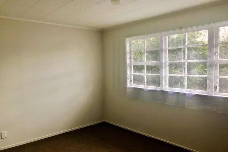 Photo of property in 100 Hillcrest Road, Papatoetoe, Auckland, 2025
