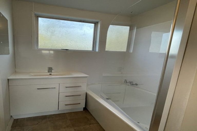 Photo of property in 2/377 Cashel Street, Linwood, Christchurch, 8011