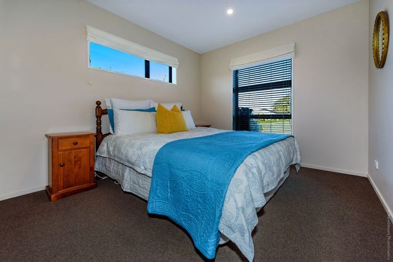 Photo of property in 7 Wisteria Lane, Rangiora, 7400