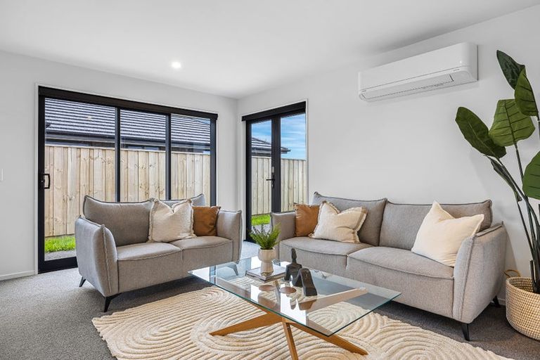 Photo of property in 167 Faringdon Boulevard, Rolleston, 7615