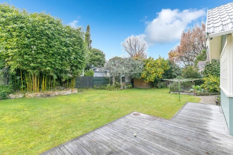 Photo of property in 39 Myrtle Street, Hamilton East, Hamilton, 3216