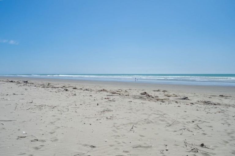 Photo of property in 524 Marine Parade, South New Brighton, Christchurch, 8062