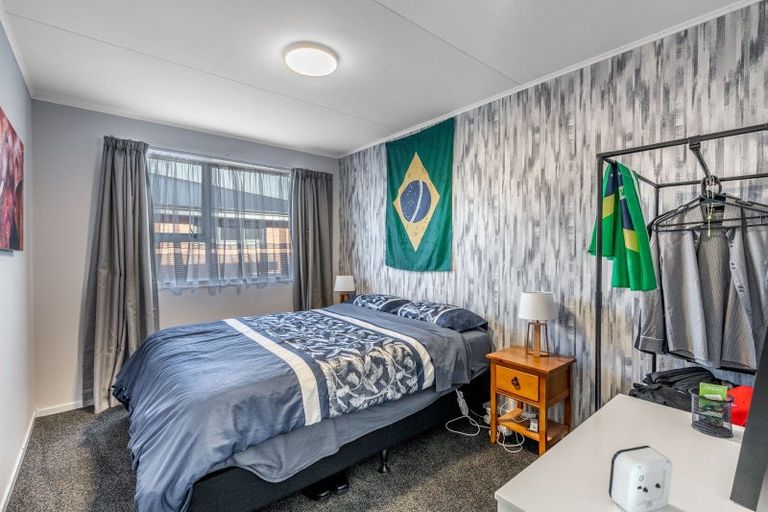 Photo of property in 80 Albert Street, Winton, 9720