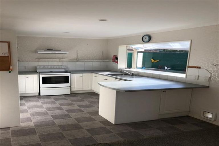 Photo of property in 24b Palmgreen Court, Stanmore Bay, Whangaparaoa, 0932