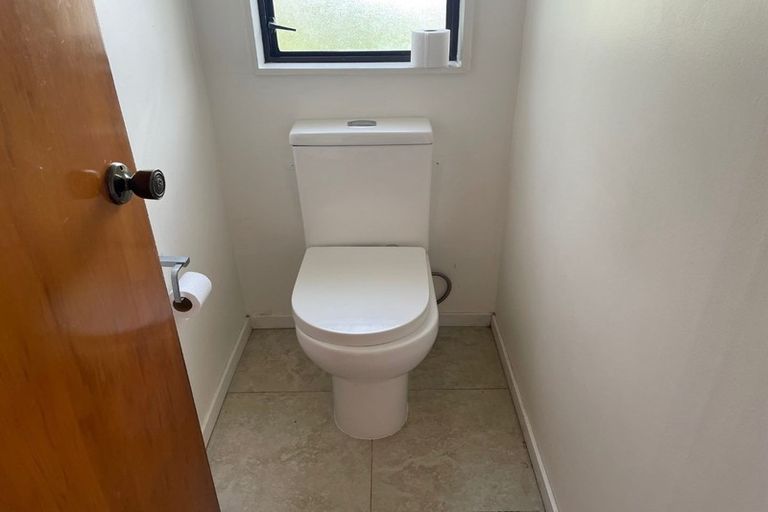 Photo of property in 2/137 Great South Road, Manurewa, Auckland, 2102