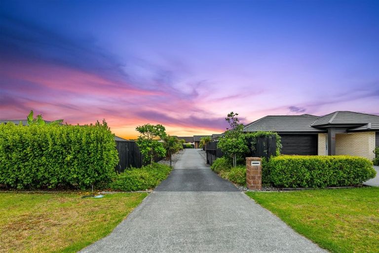 Photo of property in 46 Kaipara Portage Road, Riverhead, 0820