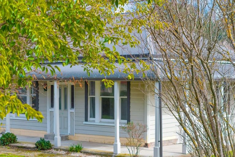 Photo of property in 7 Cheviot Street, Waiau, 7332