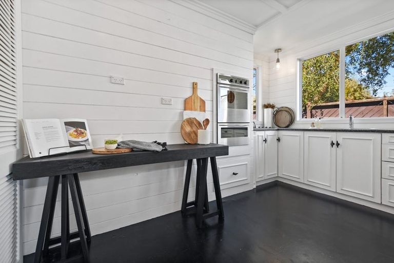 Photo of property in 42 Macfarlane Street, Hamilton East, Hamilton, 3216