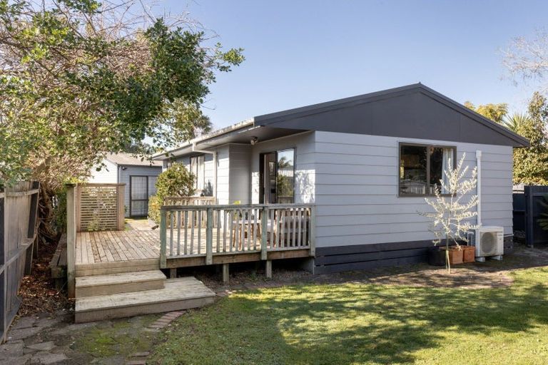 Photo of property in 21c Hayley Grove, Papamoa Beach, Papamoa, 3118