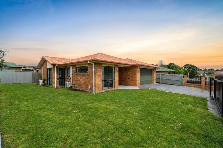 Photo of property in 32 Eastland Road, Flat Bush, Auckland, 2019
