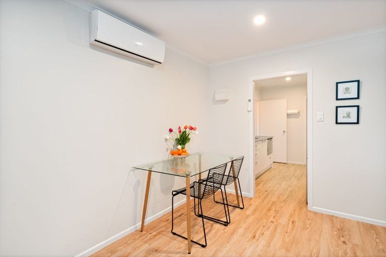 Photo of property in 99a/3 View Road, Sunnyvale, Auckland, 0612