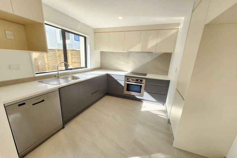 Photo of property in 3/25 Manse Road, Pahurehure, Papakura, 2113