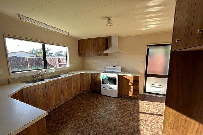 Photo of property in 12 Cargill Grove, Kelvin Grove, Palmerston North, 4414