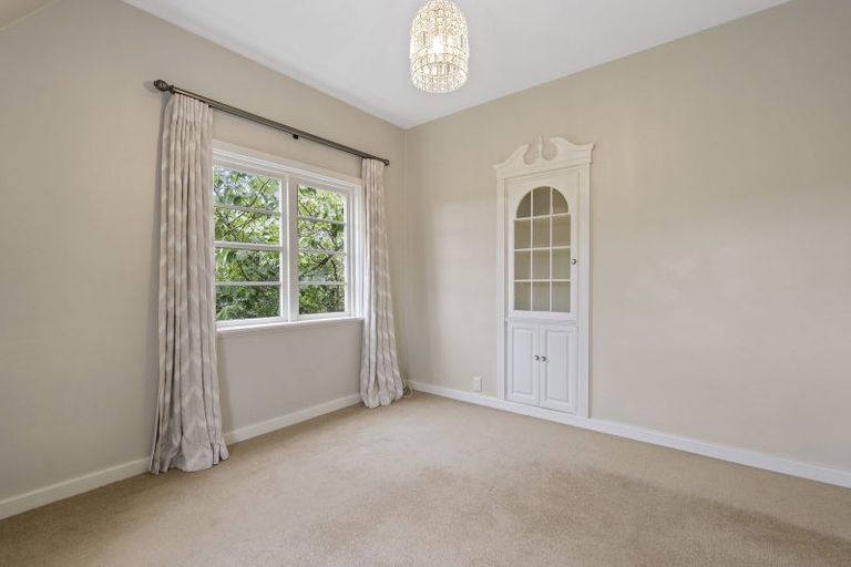 Photo of property in 1 Homewood Avenue, Karori, Wellington, 6012