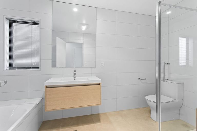 Photo of property in 79 Katikati Drive, Manurewa, Auckland, 2102