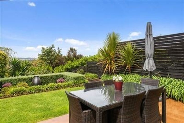 Photo of property in 140 Gills Road, Albany Heights, Auckland, 0632