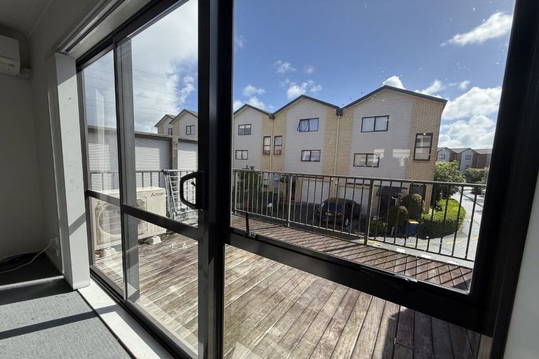 Photo of property in St Claire Village, 191/172 Mcleod Road, Te Atatu South, Auckland, 0610