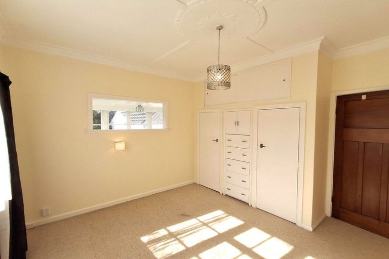Photo of property in 7 Collier Avenue, Karori, Wellington, 6012