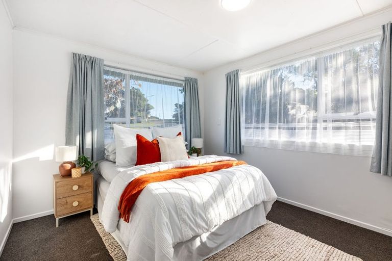 Photo of property in 32 Desert Gold Street, Ascot Park, Porirua, 5024