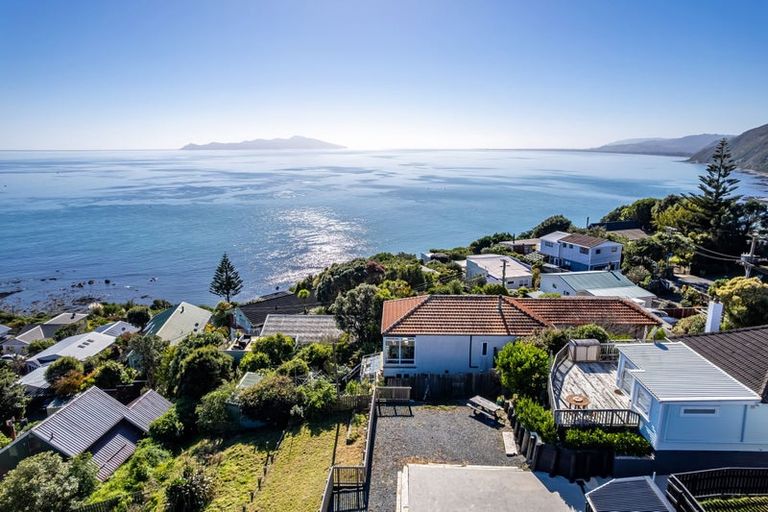 Photo of property in 21a Haunui Road, Pukerua Bay, 5026