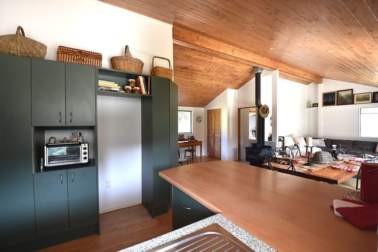 Photo of property in 2762 Kaipara Coast Highway, Glorit, Warkworth, 0984