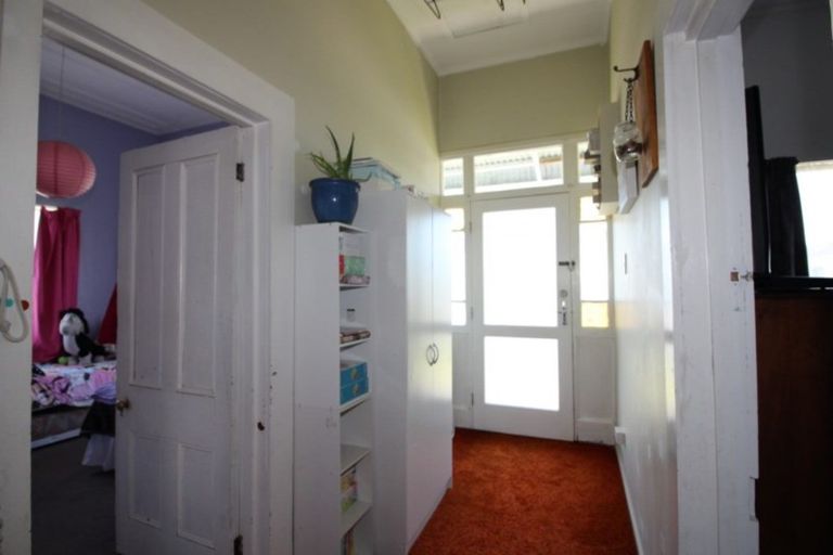 Photo of property in 17 London Street, Dannevirke, 4930