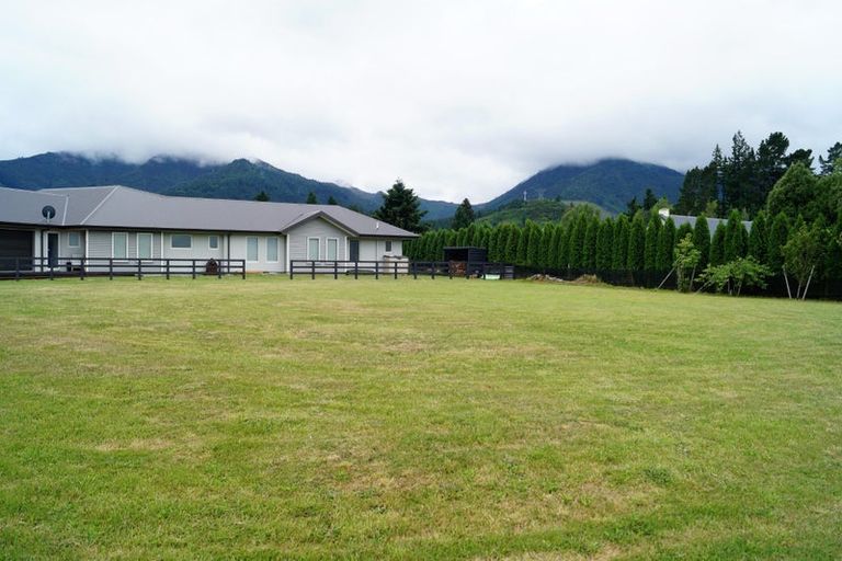 Photo of property in 3/3 Keats Place, Hanmer Springs, 7334
