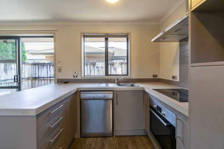 Photo of property in 5/102 Old Farm Road, Hamilton East, Hamilton, 3216