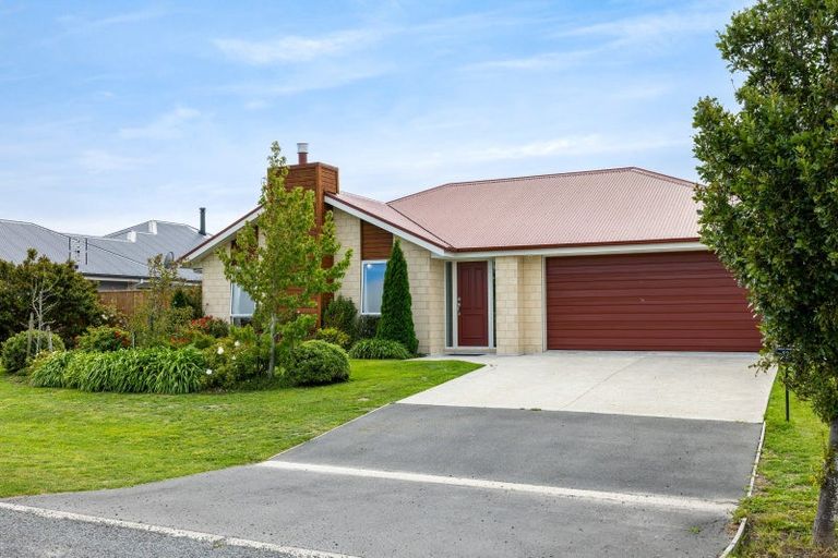 Photo of property in 22 Claremont Crescent, Amberley, 7410