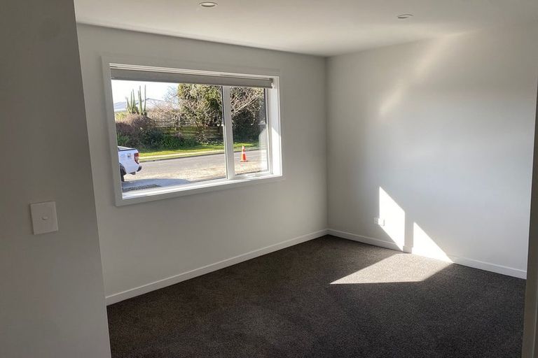 Photo of property in 106 Lipscombe Crescent, Havelock North, 4130