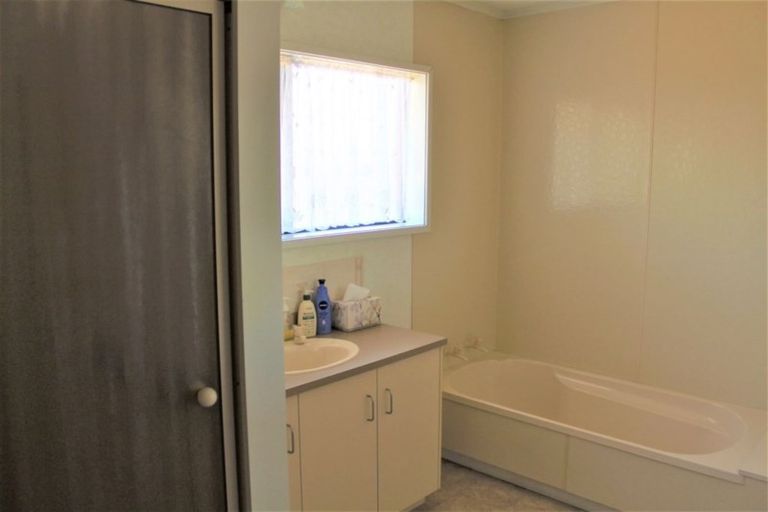 Photo of property in 2/458 Kamo Road, Te Kamo, Whangarei, 0112