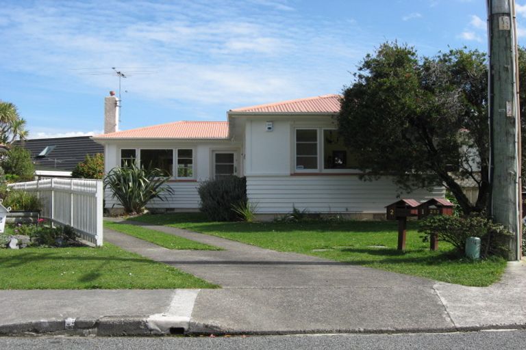 Photo of property in 2/293 Riverside Drive, Waterloo, Lower Hutt, 5011