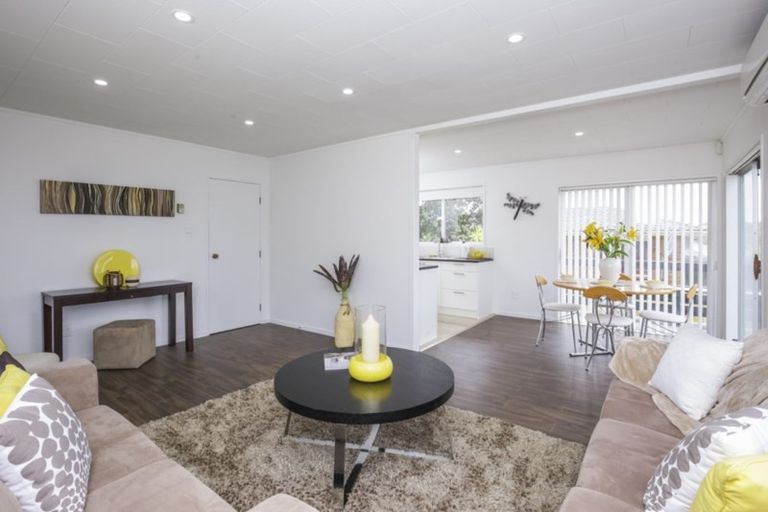 Photo of property in 8 Libra Street, Glen Eden, Auckland, 0602