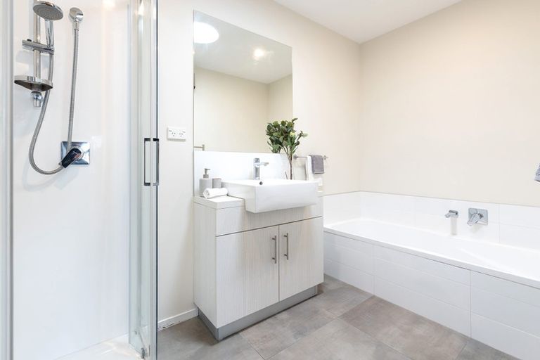 Photo of property in 51c Grafton Street, Waltham, Christchurch, 8011