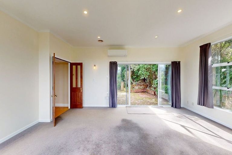 Photo of property in 7 Hoggard Street, Vogeltown, Wellington, 6021