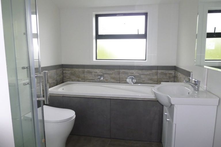 Photo of property in 225 Dey Street, Hamilton East, Hamilton, 3216