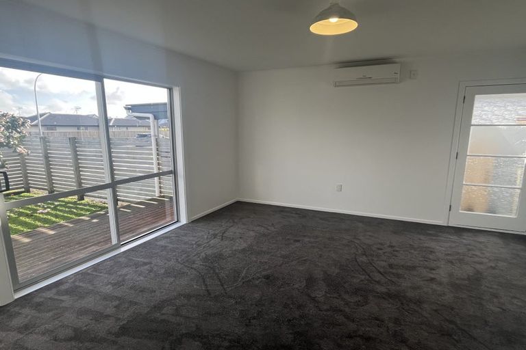 Photo of property in 35 Mcgiffert Street, Palmerston North, 4410