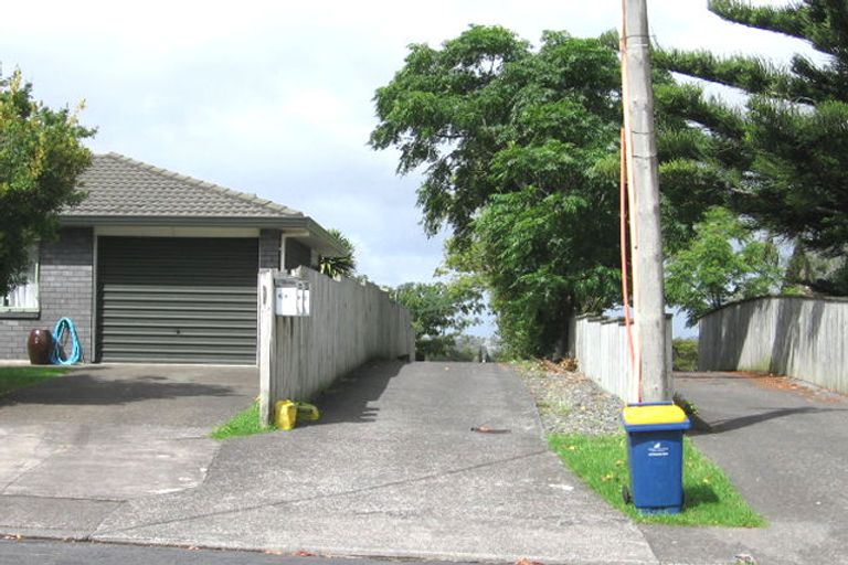 Photo of property in 125c Colwill Road, Massey, Auckland, 0614