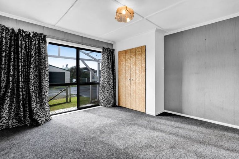 Photo of property in 342 South Road, Hawera, 4610