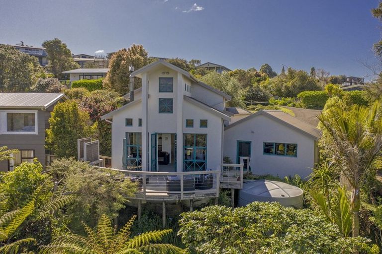 Photo of property in 13 Cooks Lookout, Whitianga, 3510