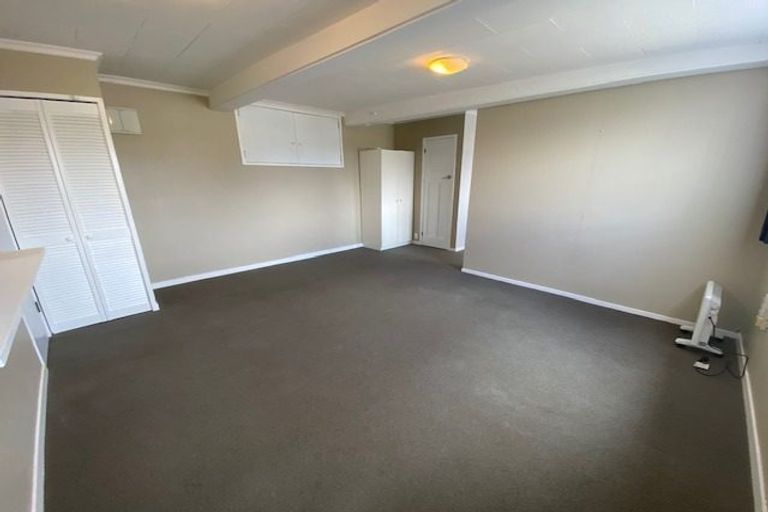 Photo of property in 91 Farnham Street, Mornington, Wellington, 6021
