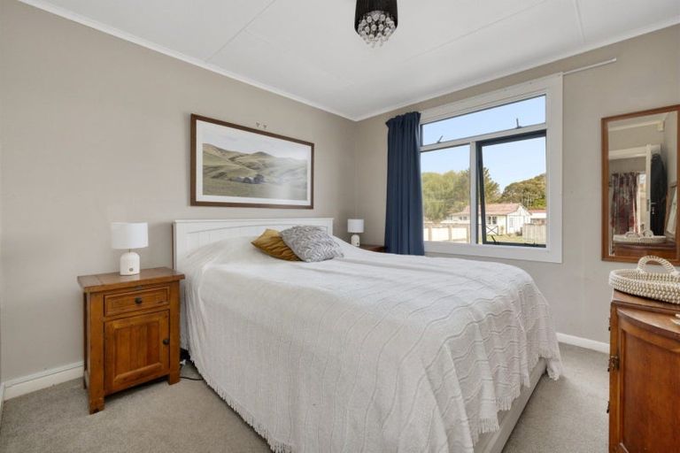 Photo of property in 16 Little Waihi Road, Maketu, 3189